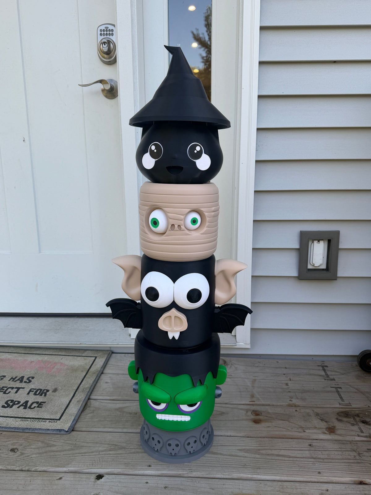 Assembled Halloween Totem Pole example